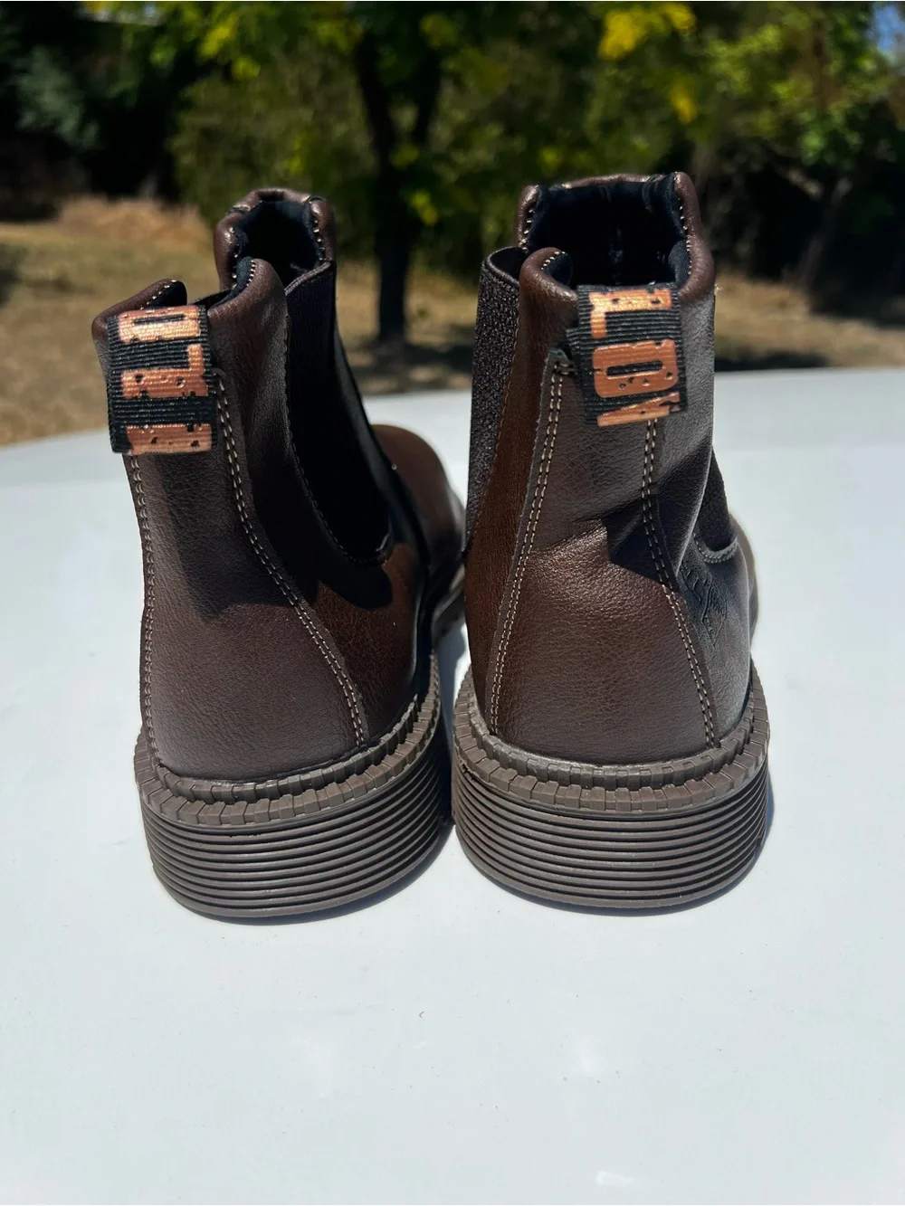 Men's Dark Brown Chukka Boot with Elastic Side Panels size 41